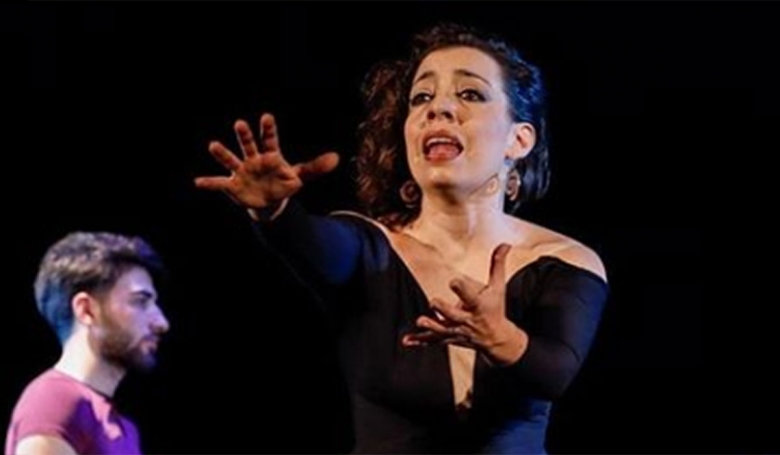 Giovanna di Vincenzo in &quot;Lumbre de Vida&quot; del Balletto di Napoli