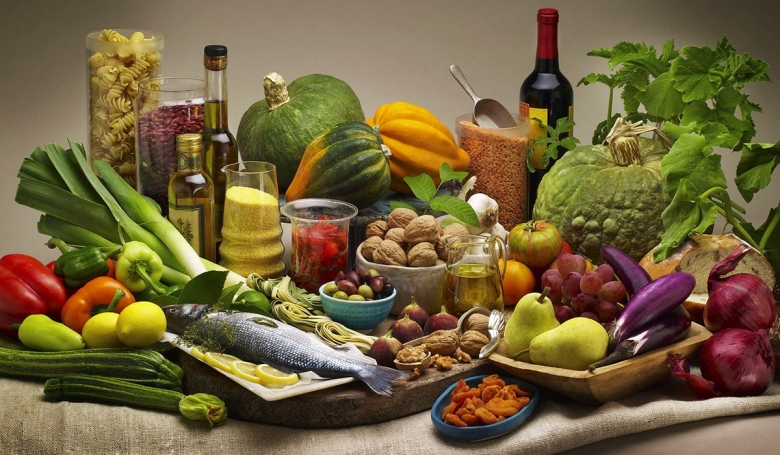 Gli alimenti che compongono la dieta mediterranea