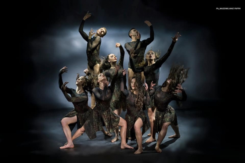 The Four Seasons, danza modern con coreografia di Ferdinando Arenella